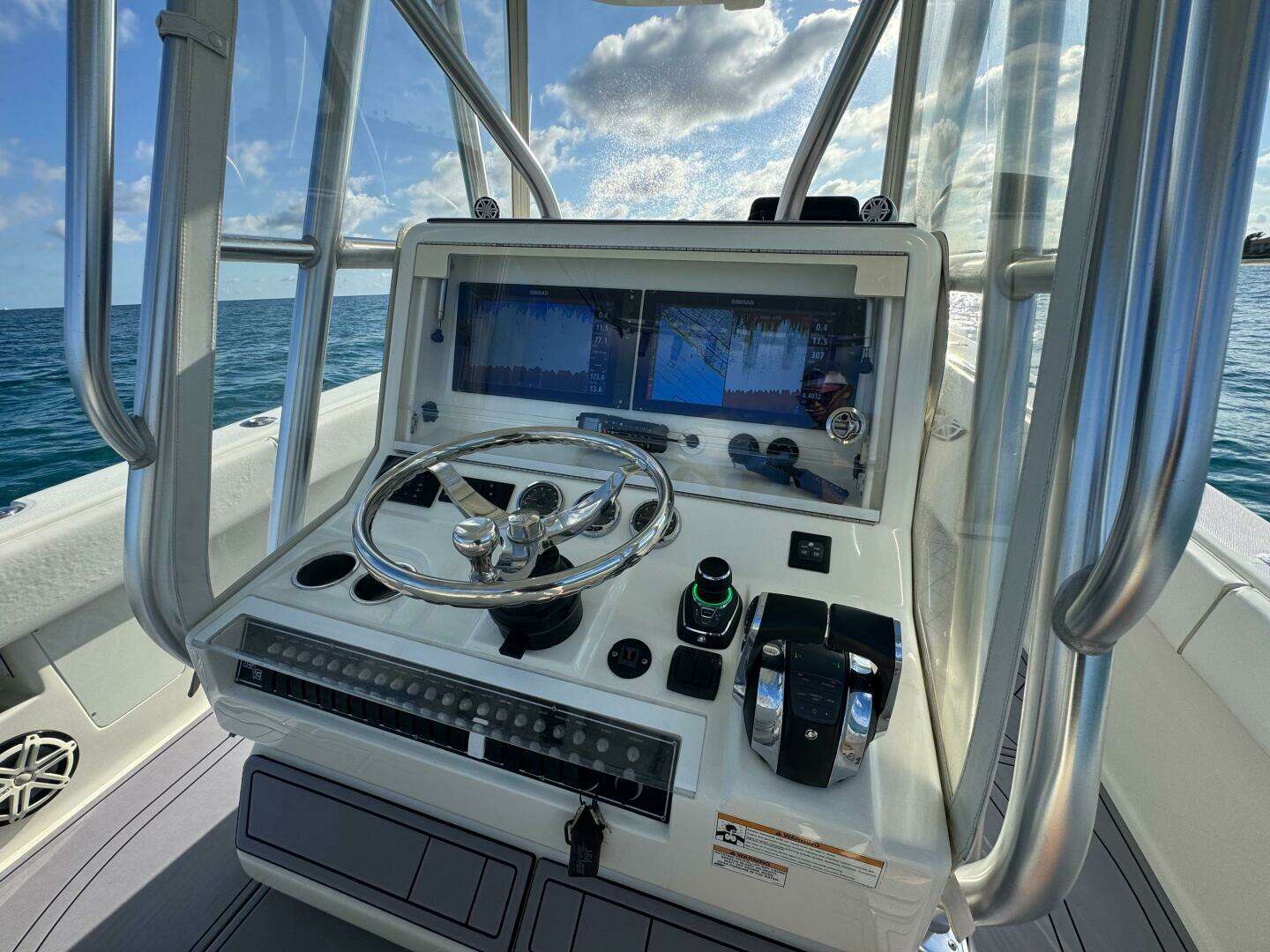 2017 SeaVee 340Z - Image 17