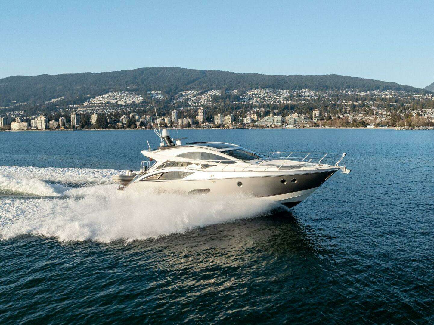 2009 Marquis — - Image 18