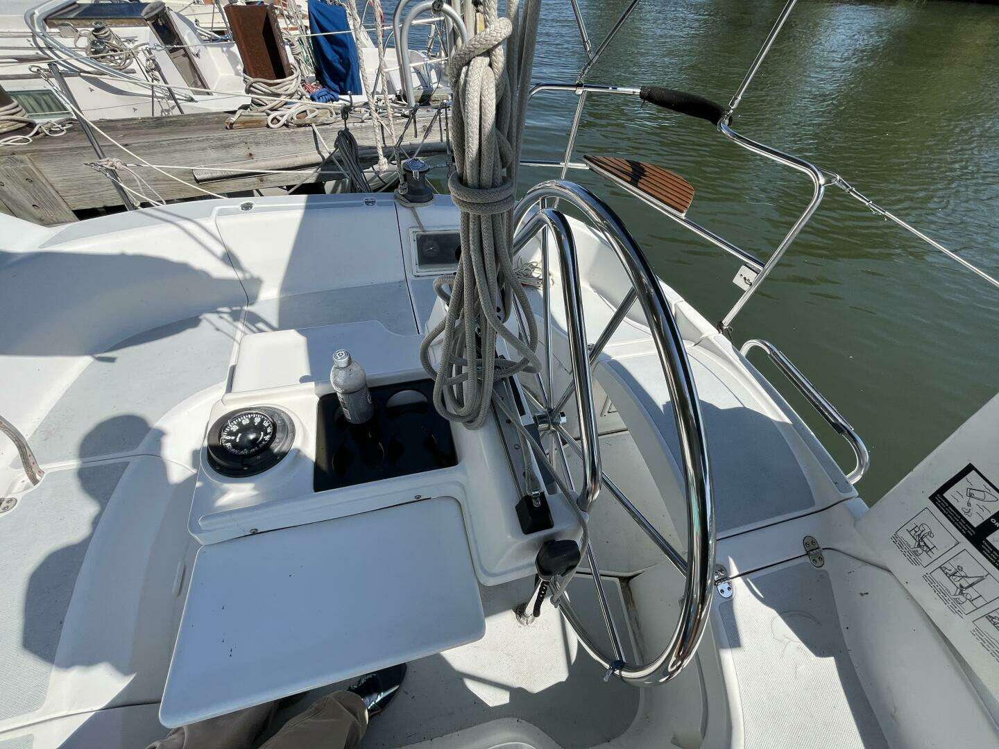 1994 Hunter 29.5 - Image 14