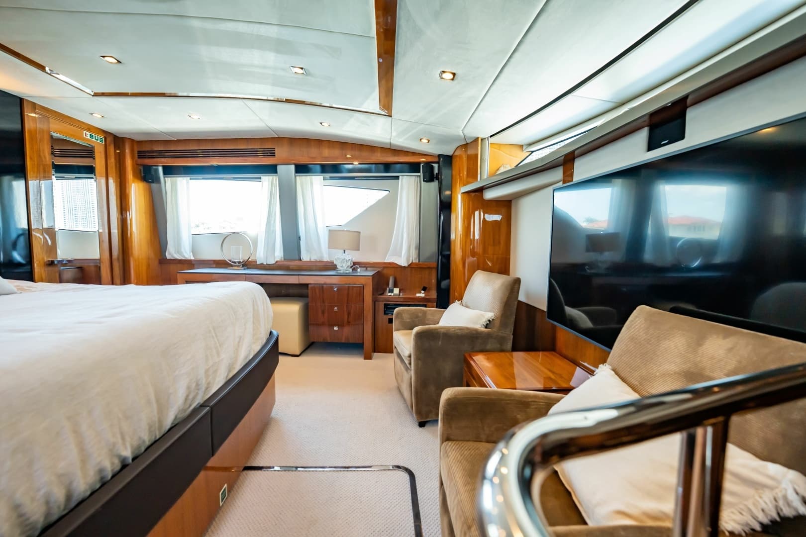 2010 Sunseeker 34 Metre Yacht - Image 49