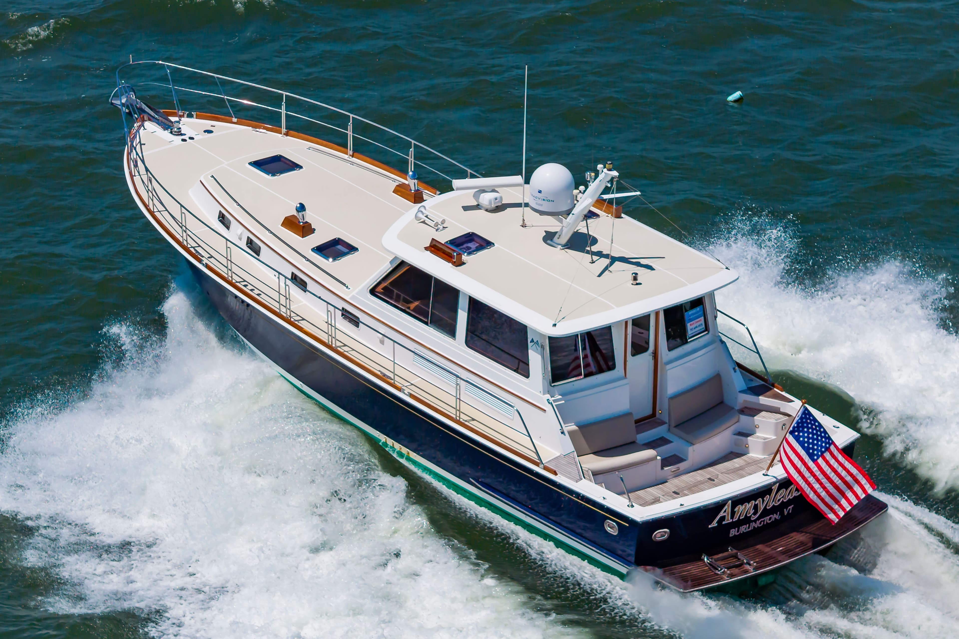 2005 Grand Banks 49 Eastbay SX w/Side Door