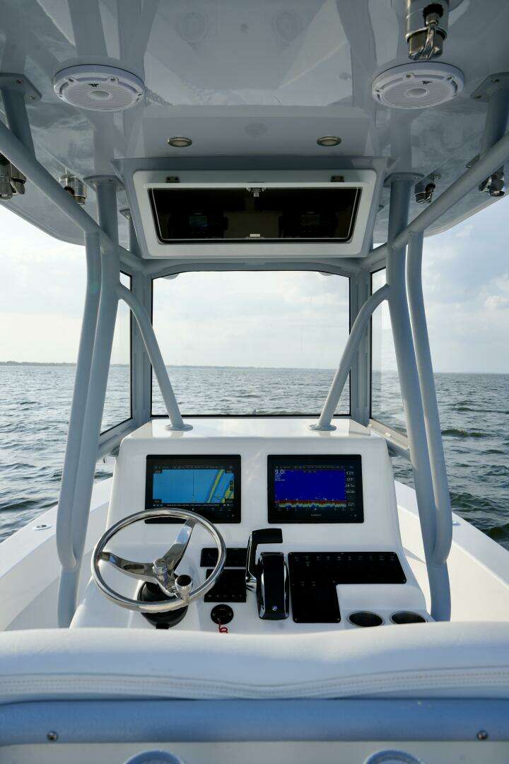 2024 Reef Runner Center Console - Image 21
