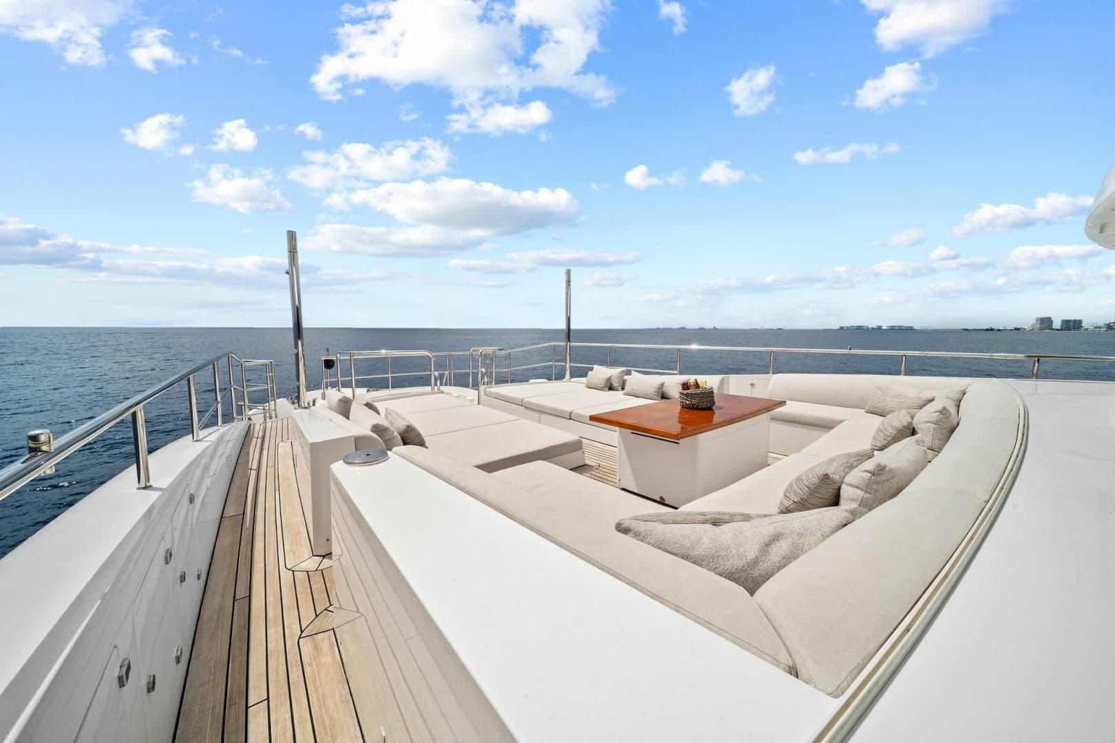2012 Benetti Classic Supreme 132 - Image 16