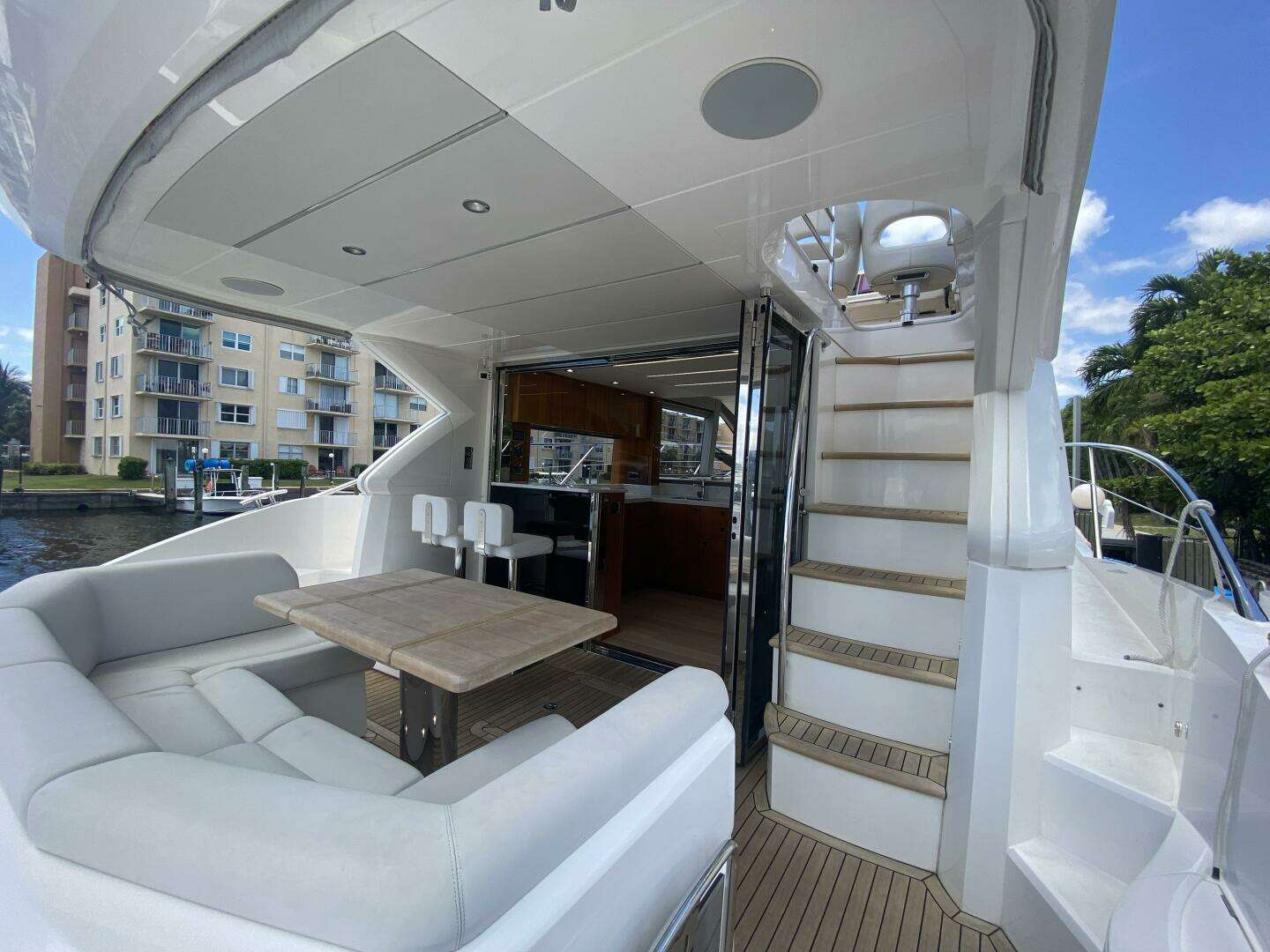 2017 Sunseeker 52 Manhattan - Image 13