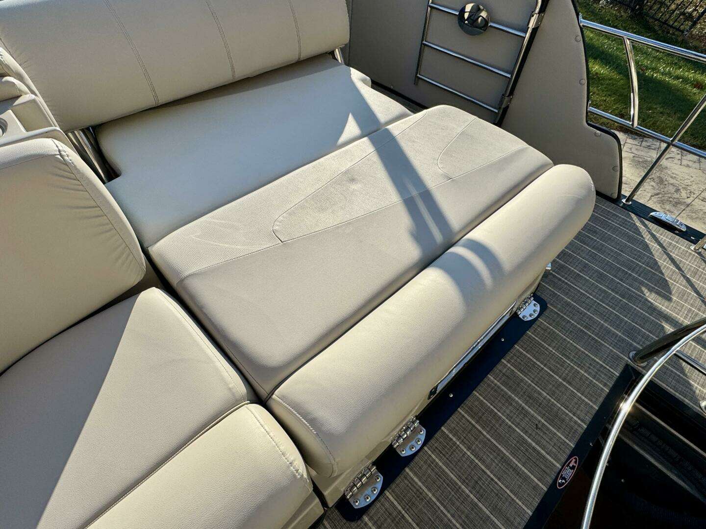 2016 Harris Grand Mariner 250 SLEC Tritoon - Image 57