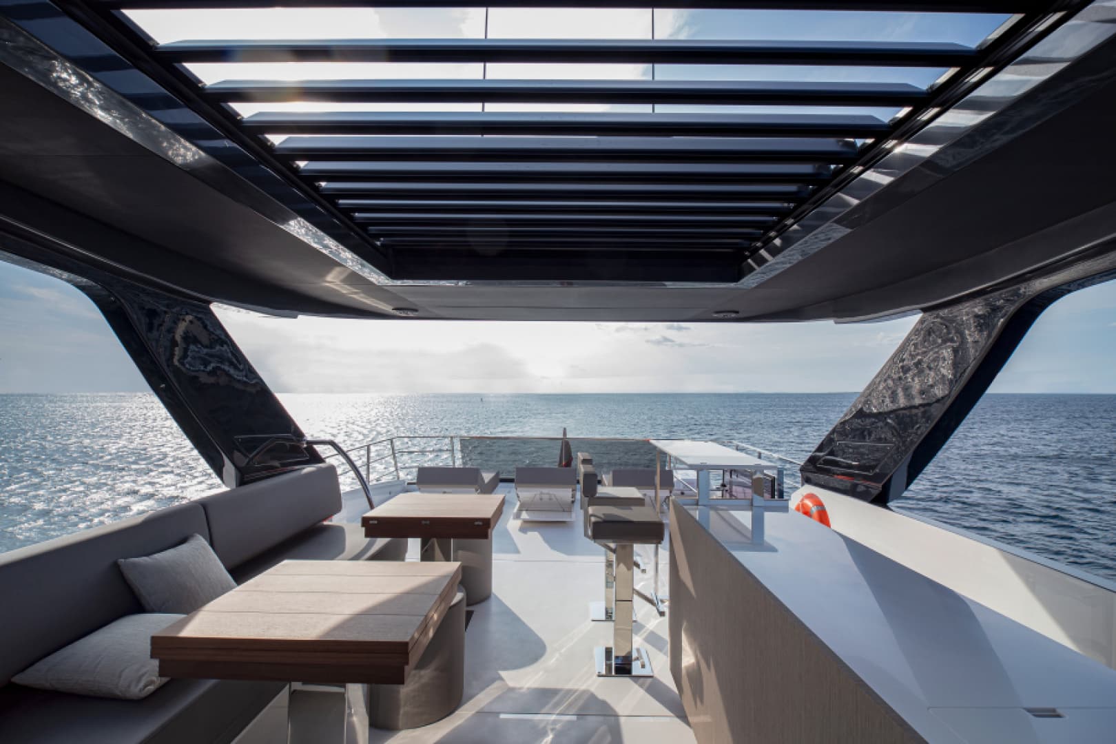 2024 Astondoa AS8 Flybridge - Image 12