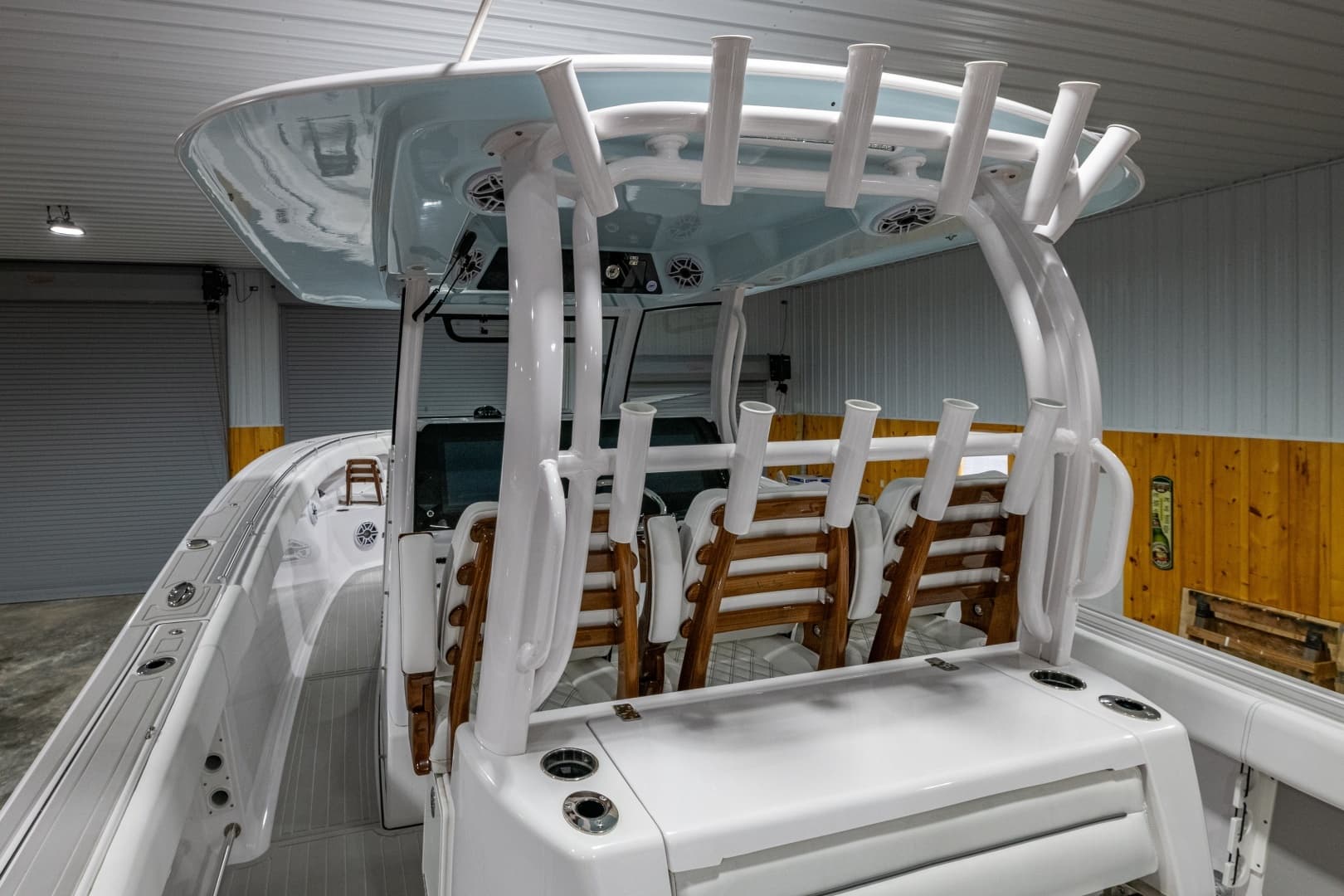 2023 Sportsman Open 352 Center Console - Image 22