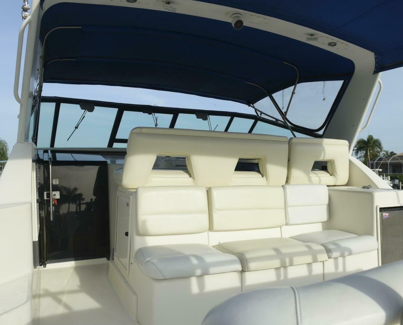 1995 Tiara Yachts 4000 - Image 9