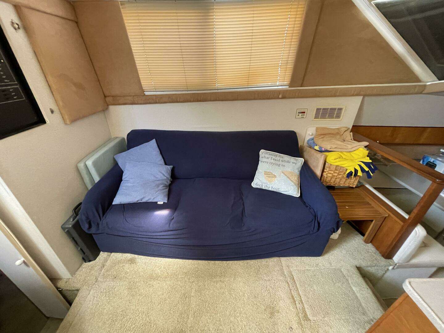 1994 Silverton 34 Motor Yacht - Image 25