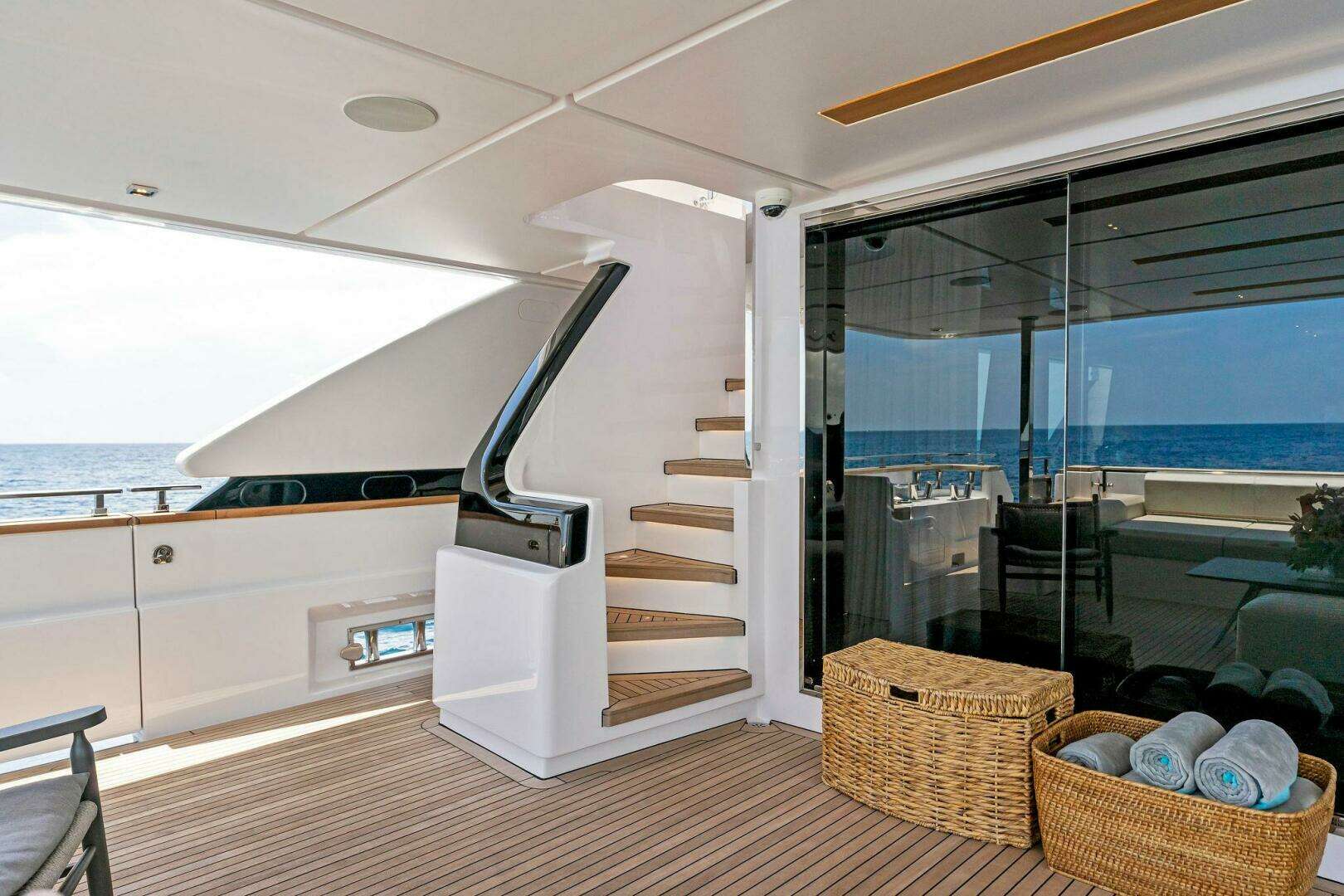 2024 Custom Line Navetta 33 - Image 31