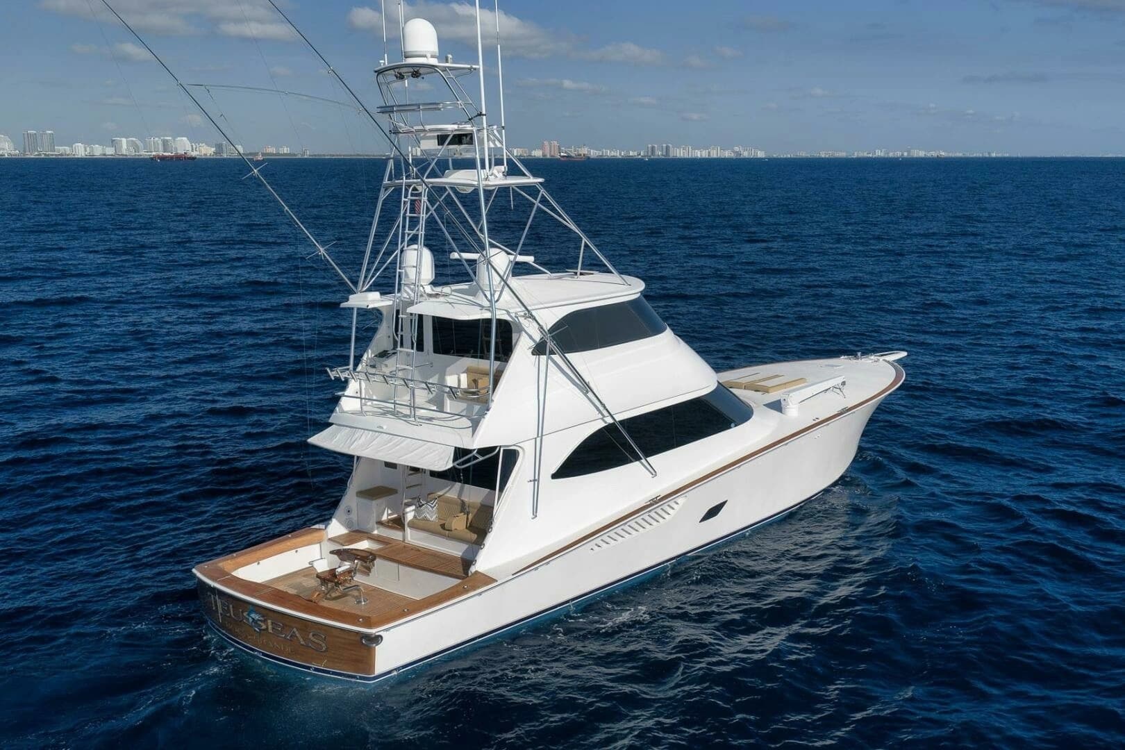 2011 Viking 76 Enclosed Bridge - Image 135