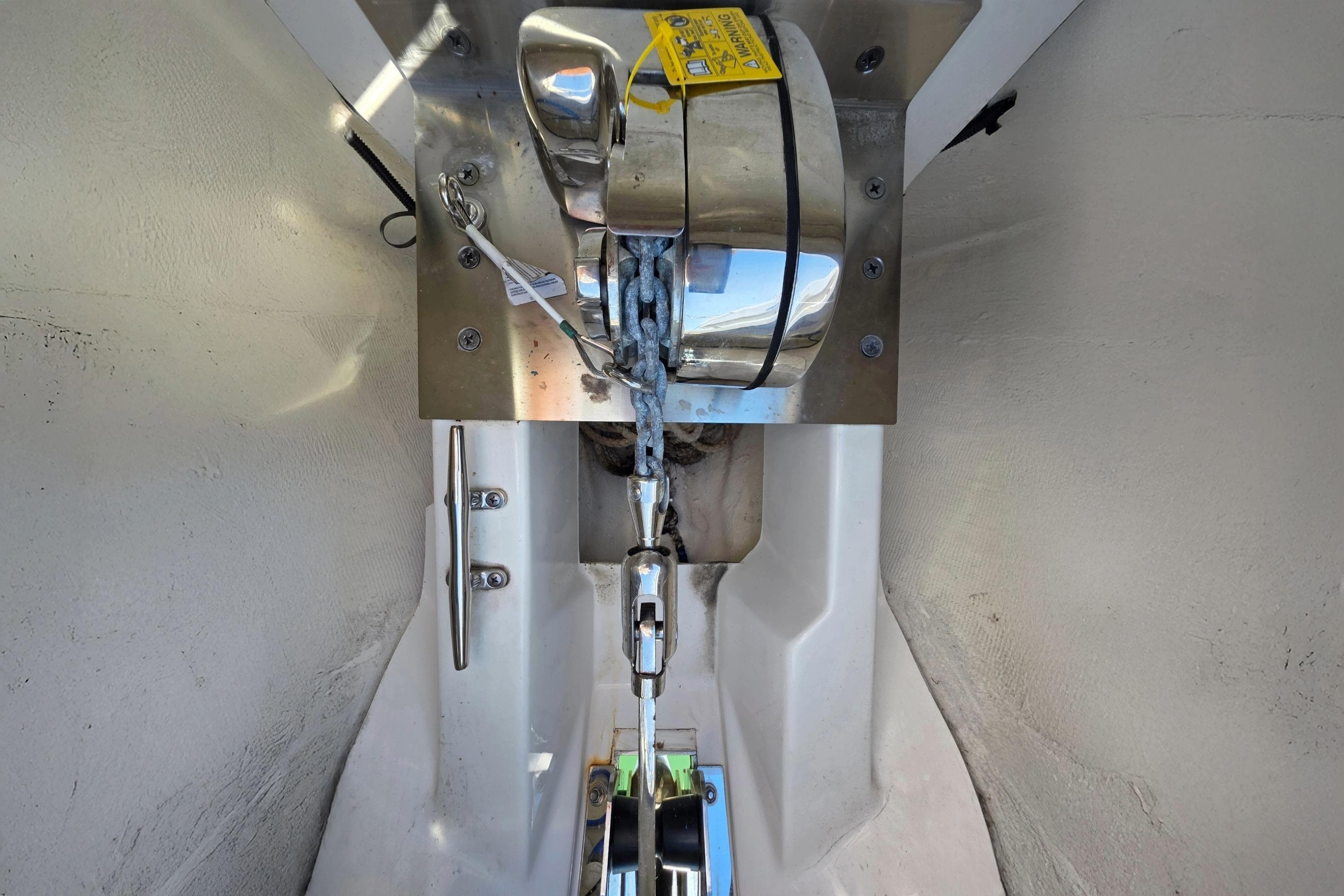 2024 Pursuit OS 325 Offshore anchor chain and winch system in detail.