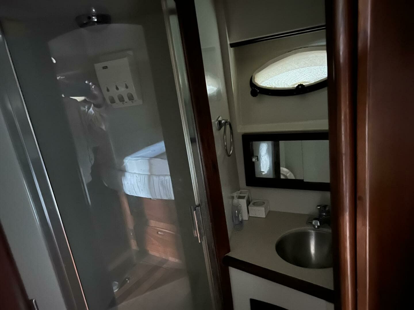 1987 Californian 42 Motor Yacht - Image 14