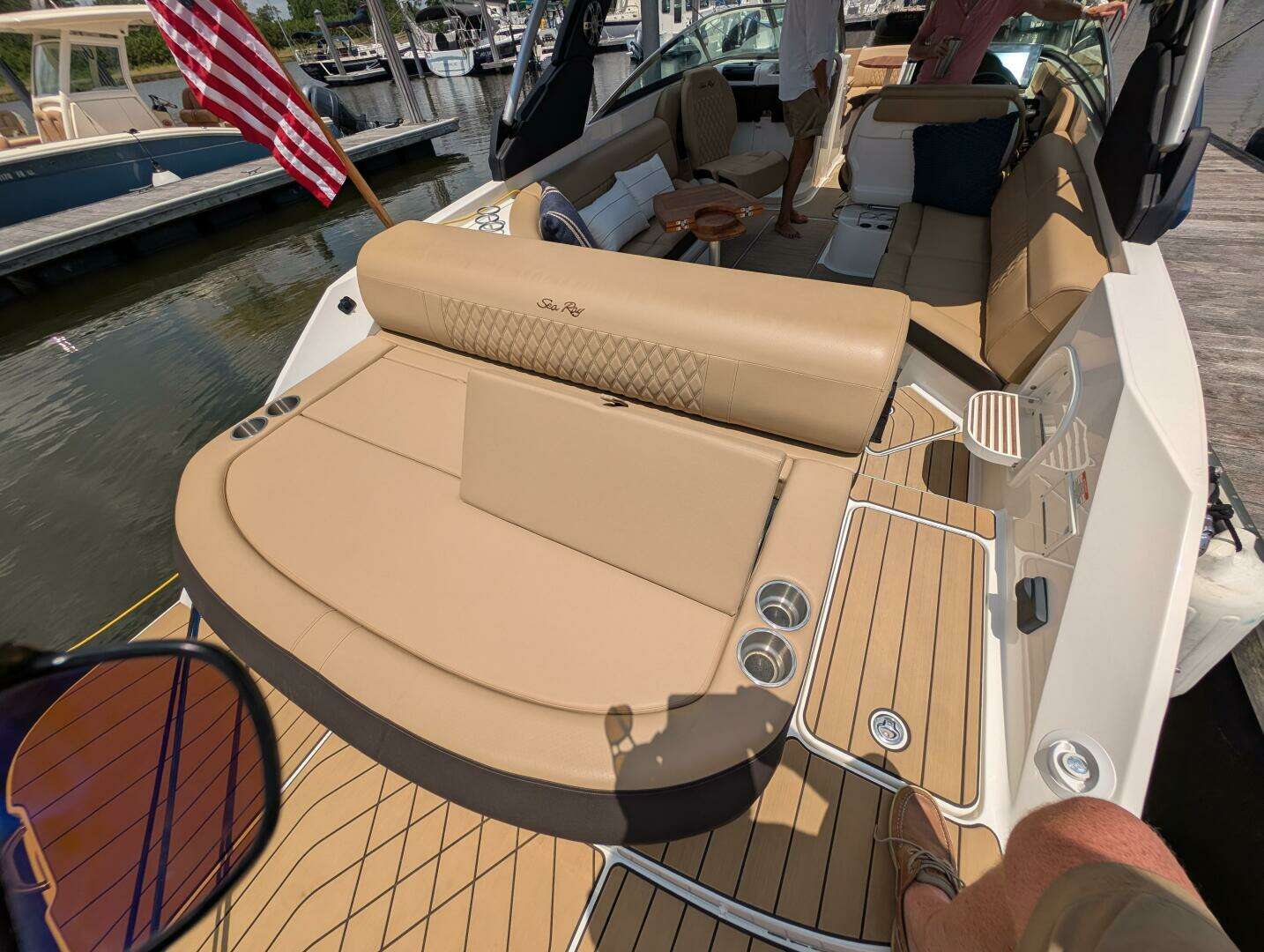 2023 Sea Ray 280 SLX - Image 9