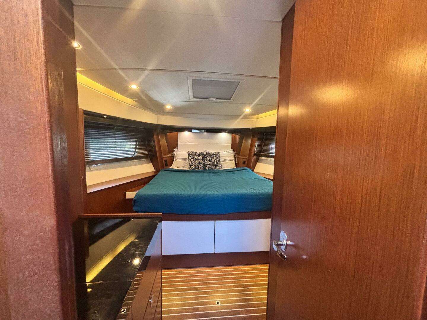 2015 Bavaria 420 Virtess Coupe - Image 13