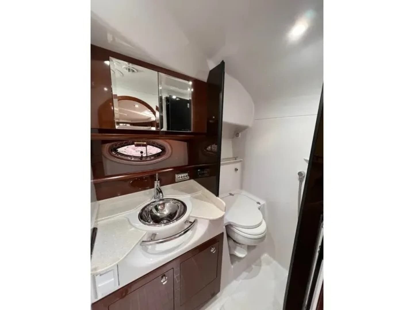 2015 Four Winns 375 Vista - Image 23