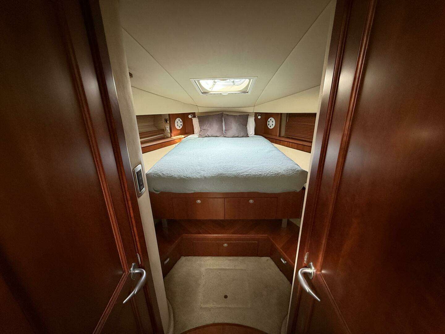 2006 Sea Ray 48 Sundancer - Image 64