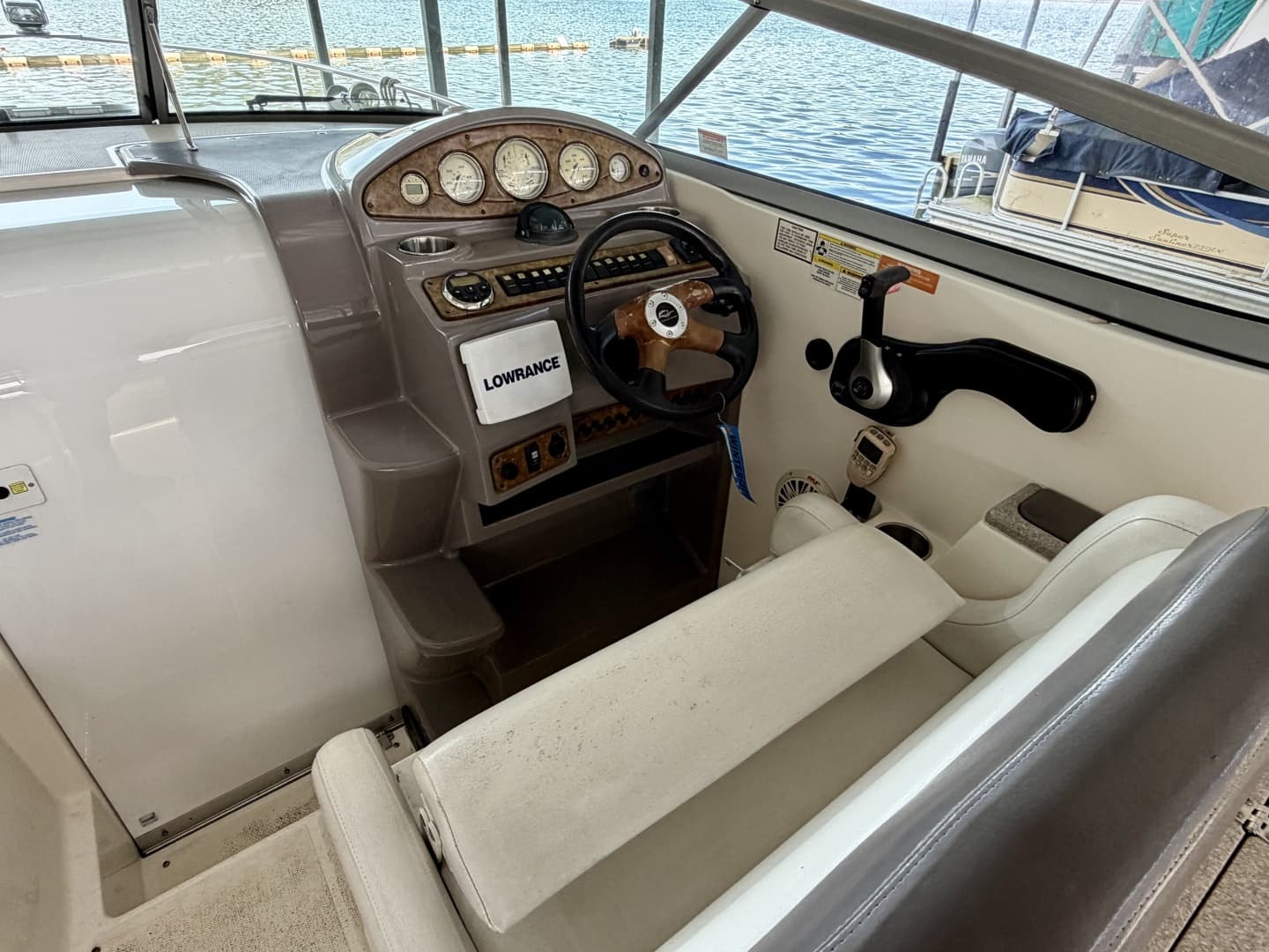 2008 Rinker 280 Express Cruiser - Image 24