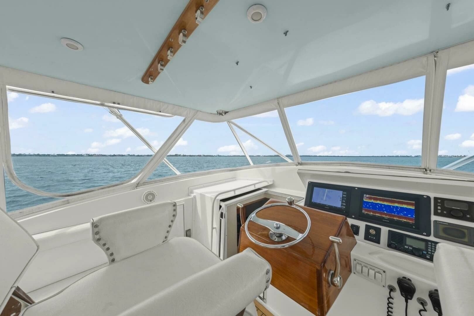 2006 Buddy Davis 48 Express - Image 17