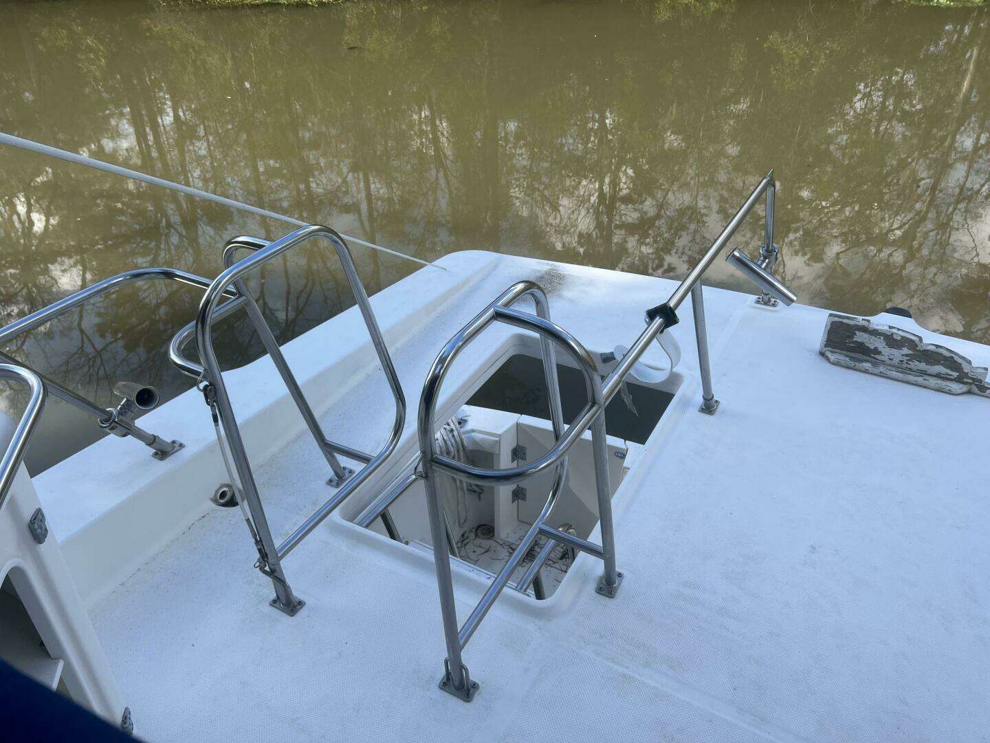 2000 Bayliner 4788 - Image 42