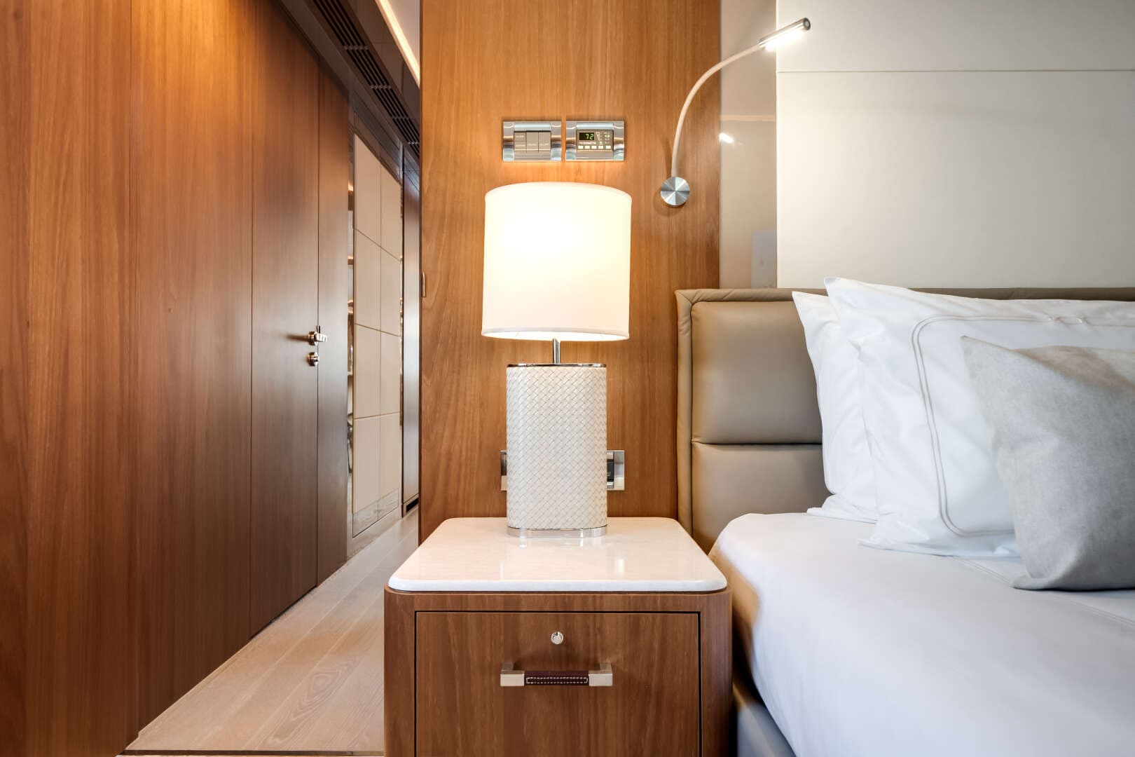 2026 Ocean Alexander 30R - Image 35