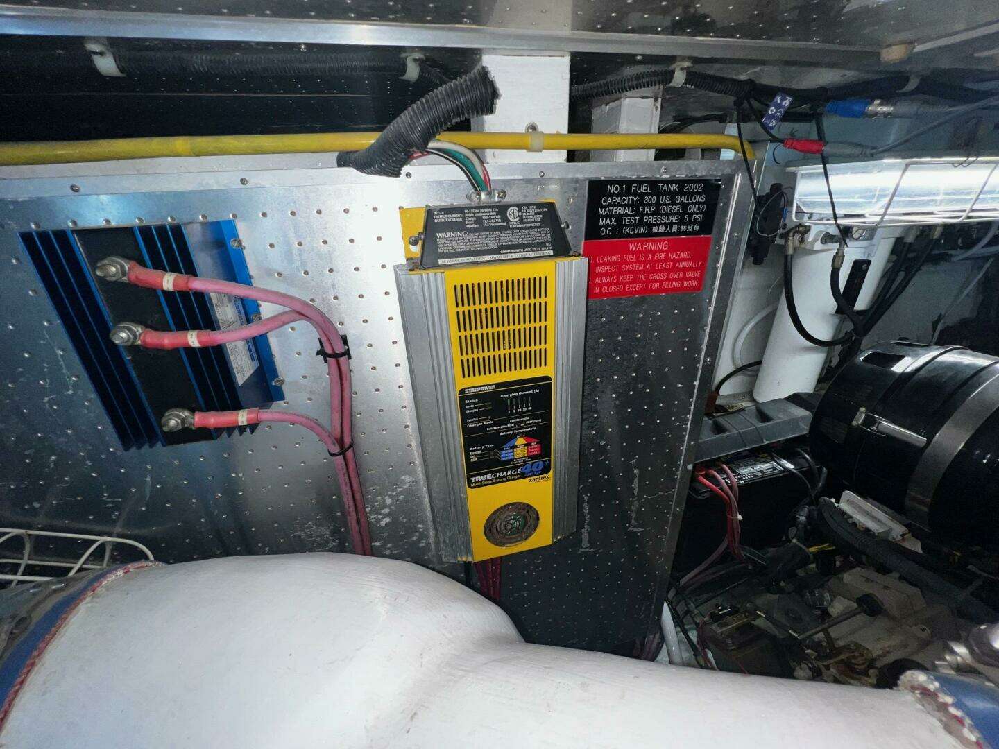 2003 Symbol Pilothouse - Image 73
