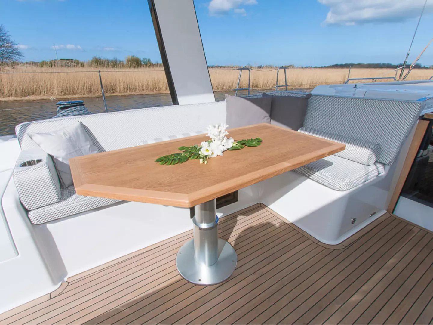 2025 Hanse 675 - Image 8