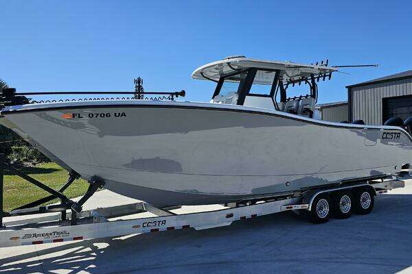 2025 Costa Custom 34SV - Image 1
