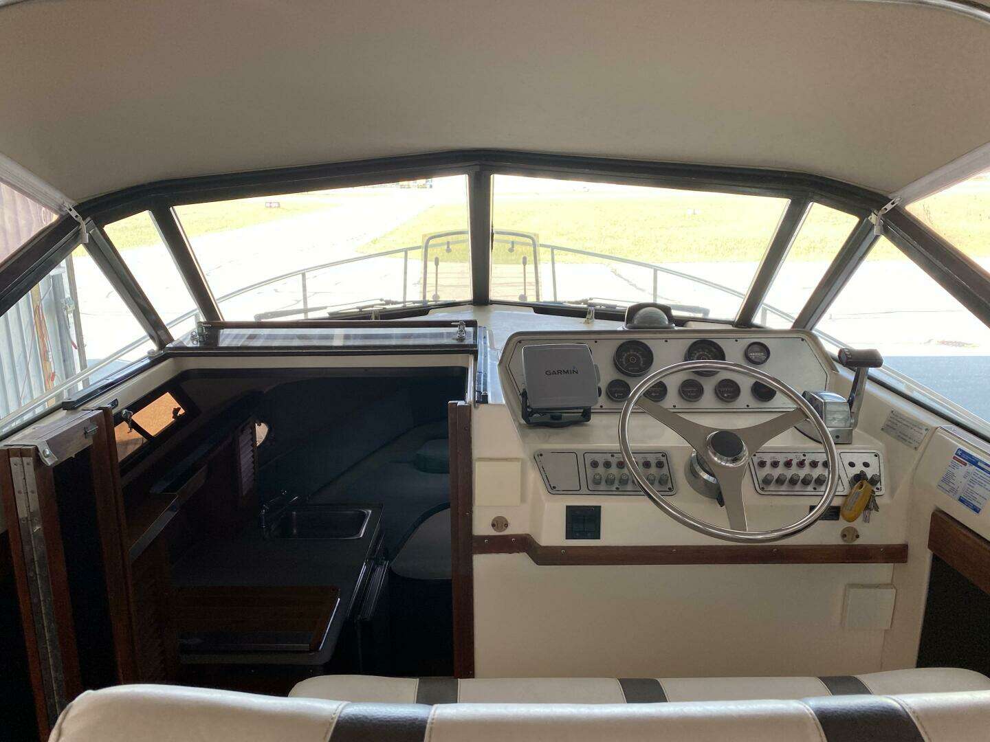 1985 Tiara Sport 2600 Continental - Image 18
