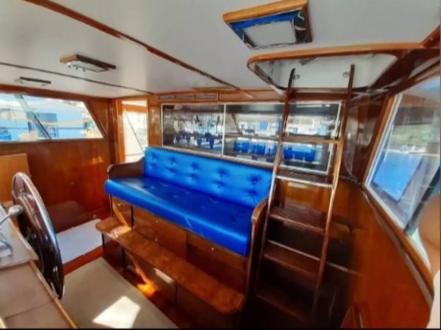 1965 Burger Cockpit Flybridge Motor Yacht - Image 22