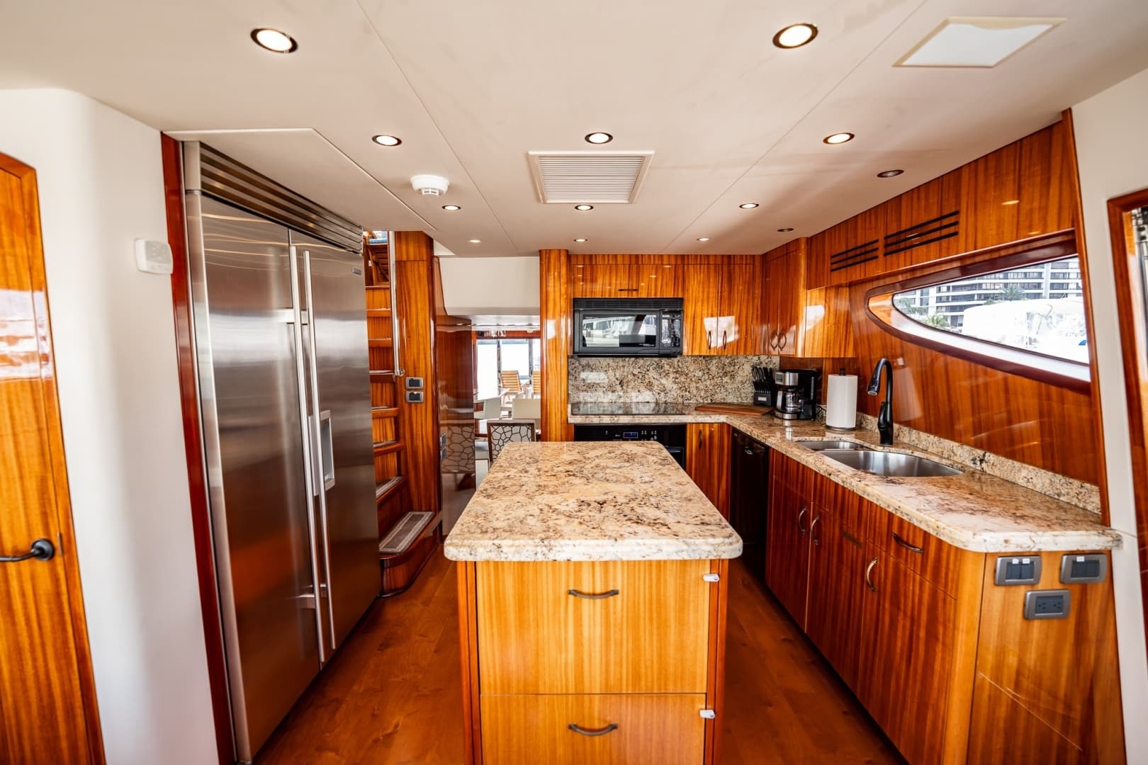 2012 Hatteras — - Image 53