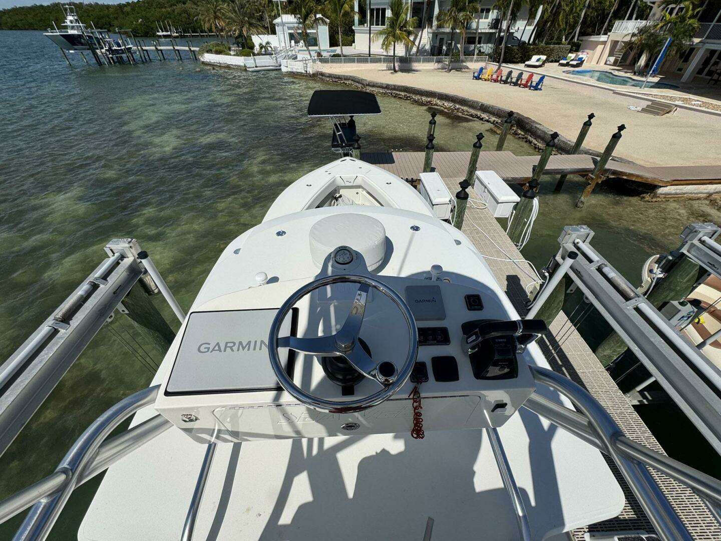 2014 SeaVee 390B Center Console - Image 32