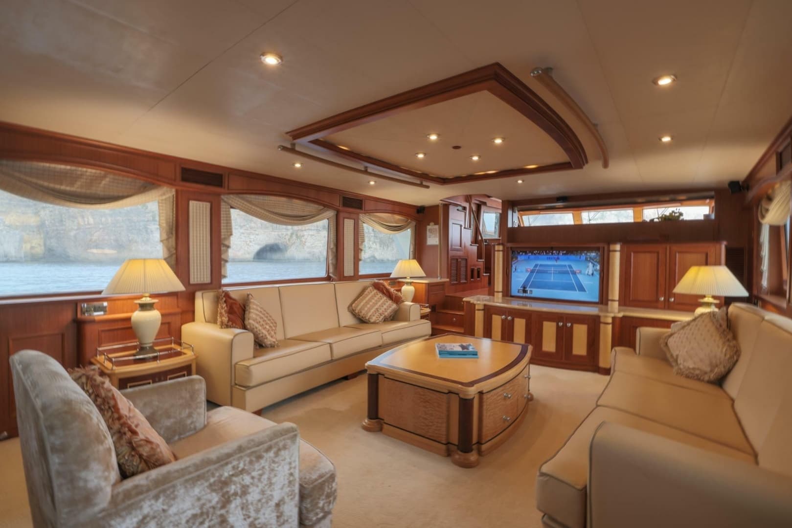 2010 Marlow Explorer 72E-CB - Image 8
