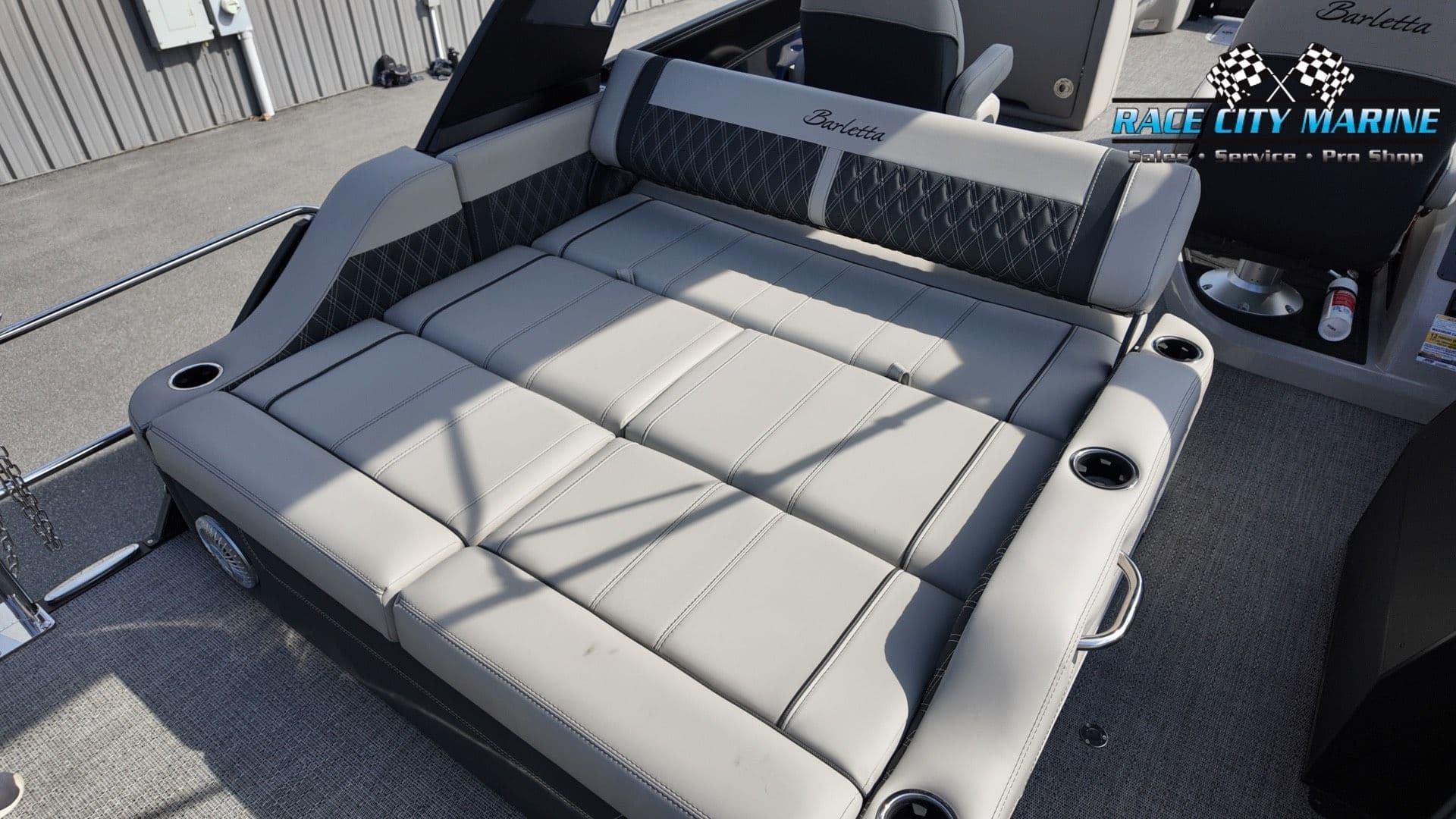 2026 BARLETTA BOATS L25UCAT - 39