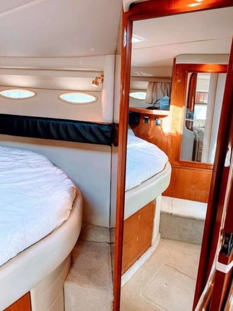 1999 Sea Ray 370 Express - Image 35