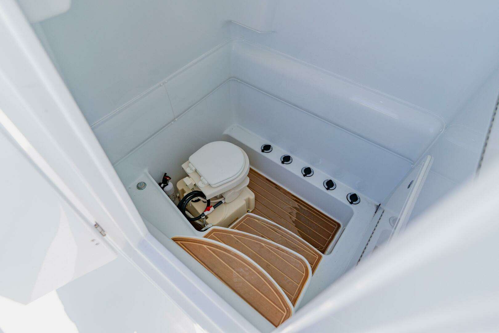 2015 Yellowfin Offshore - Image 27
