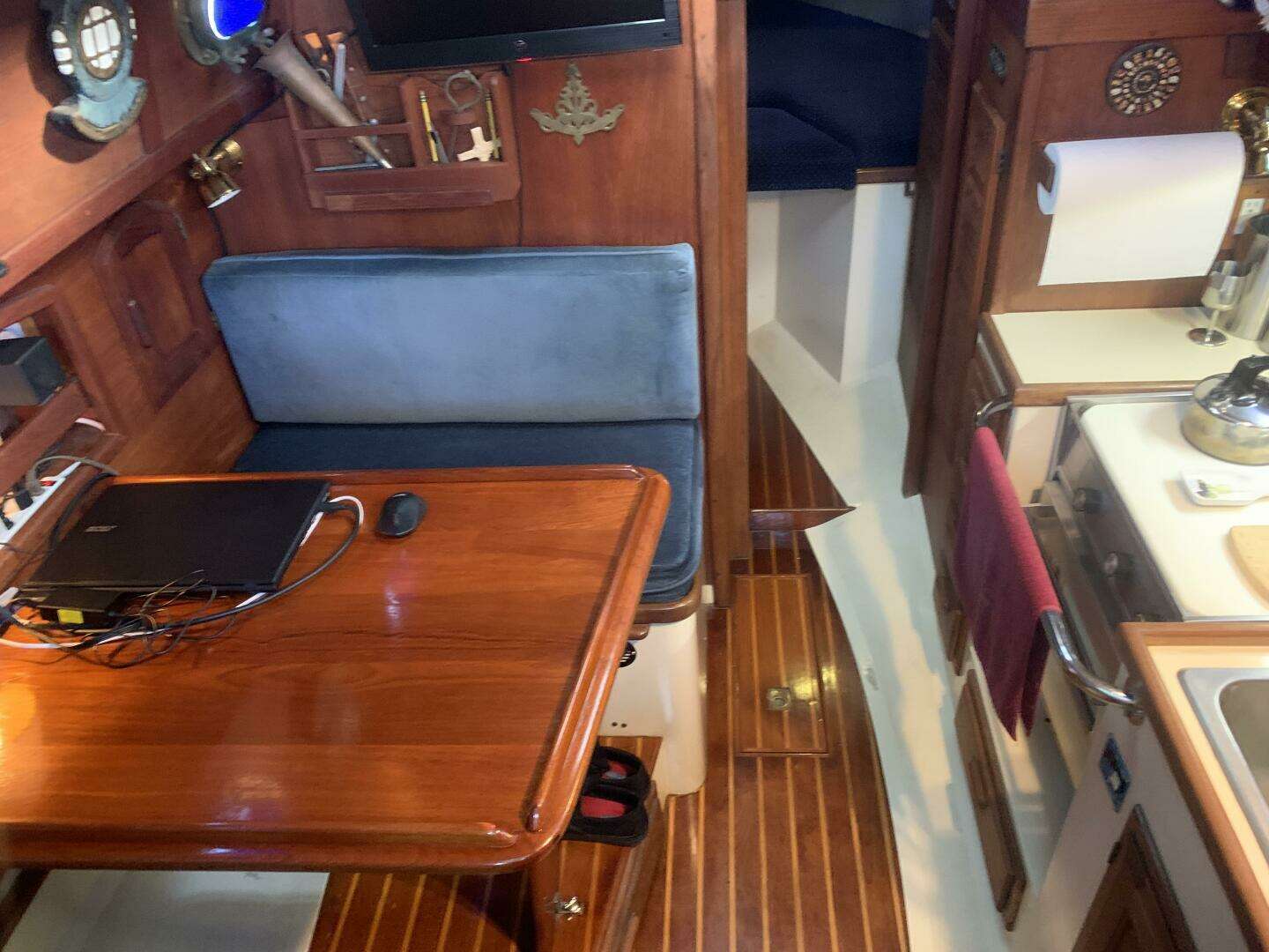 1984 Pacific Seacraft Orion - Image 22