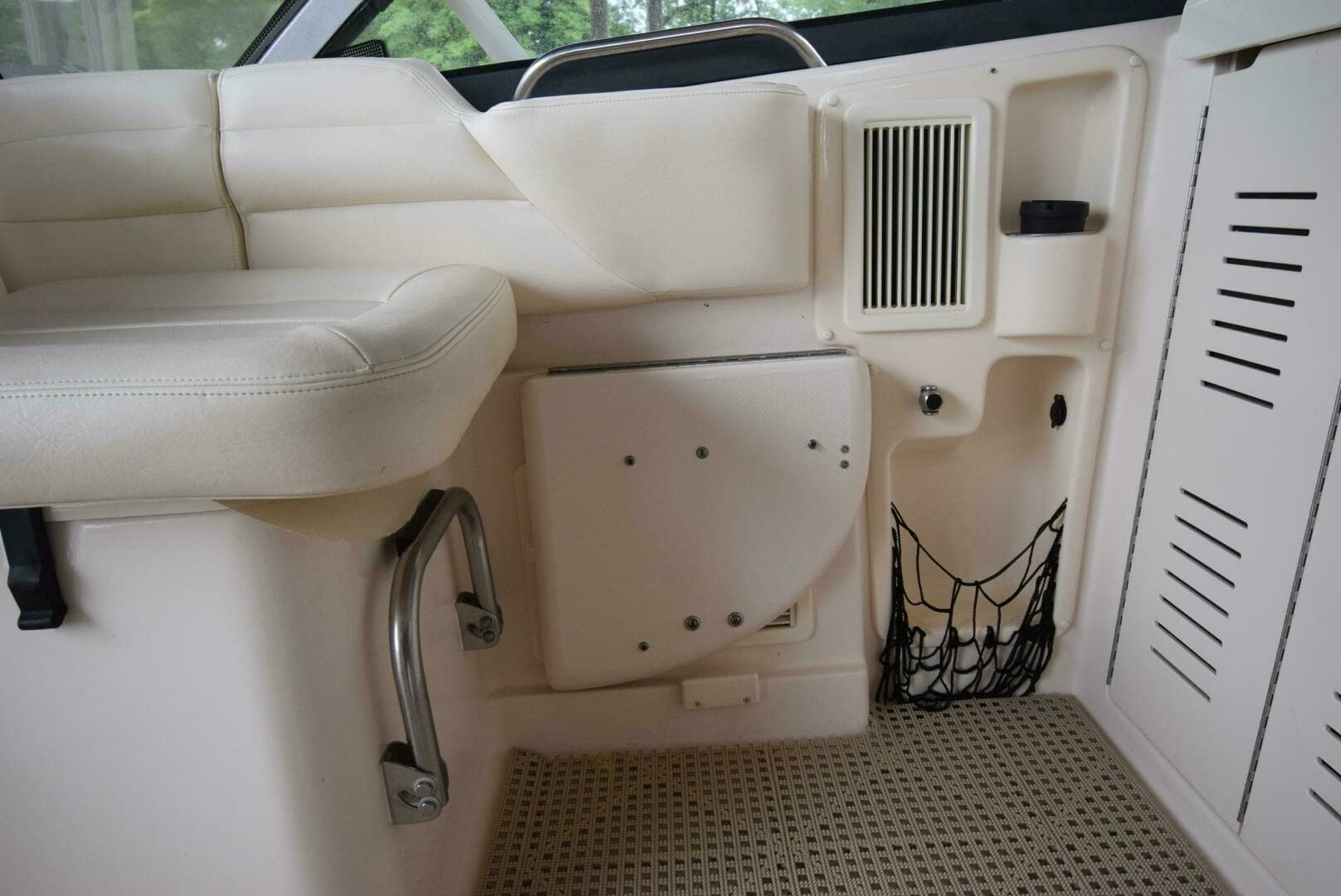 2016 Grady-White Express 330 - Image 48
