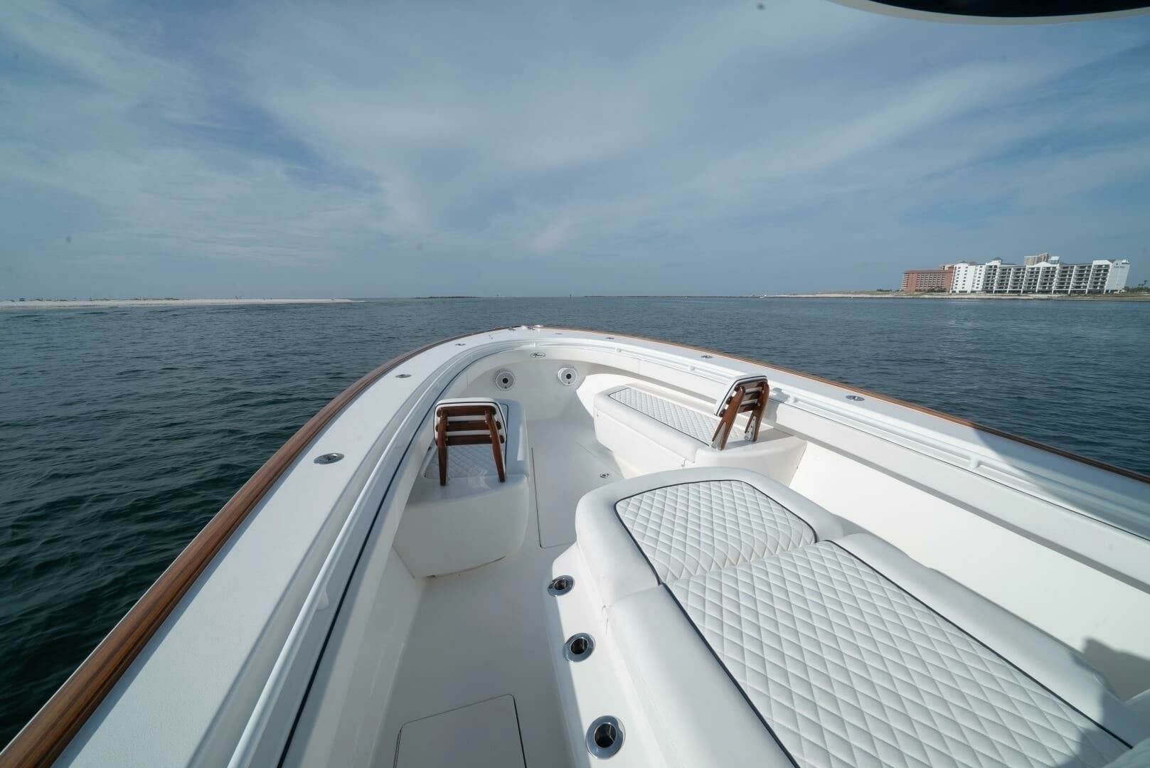 2022 Valhalla Boatworks V-37 - Image 24