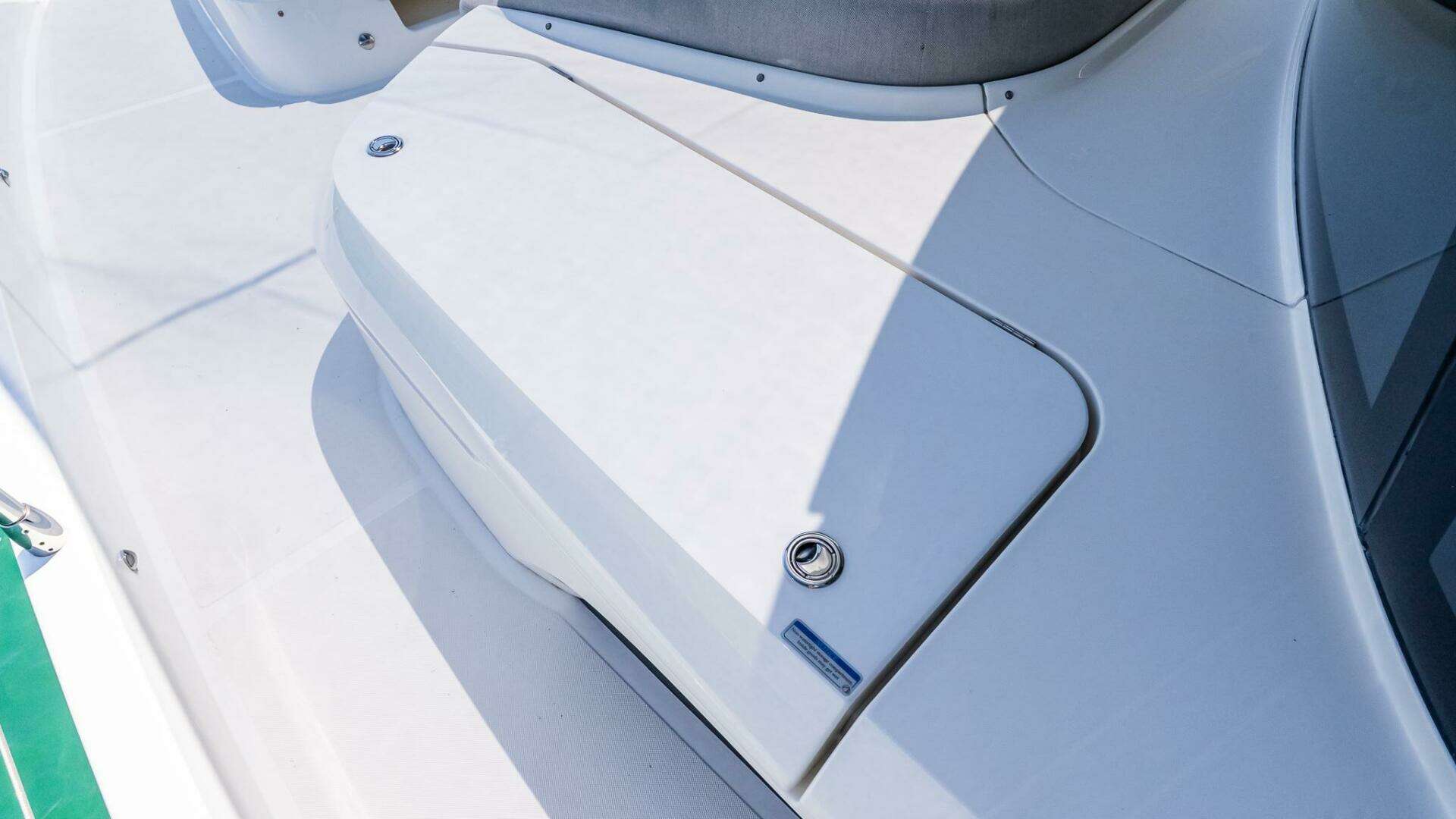 2022 Absolute 64 Navetta - Image 31