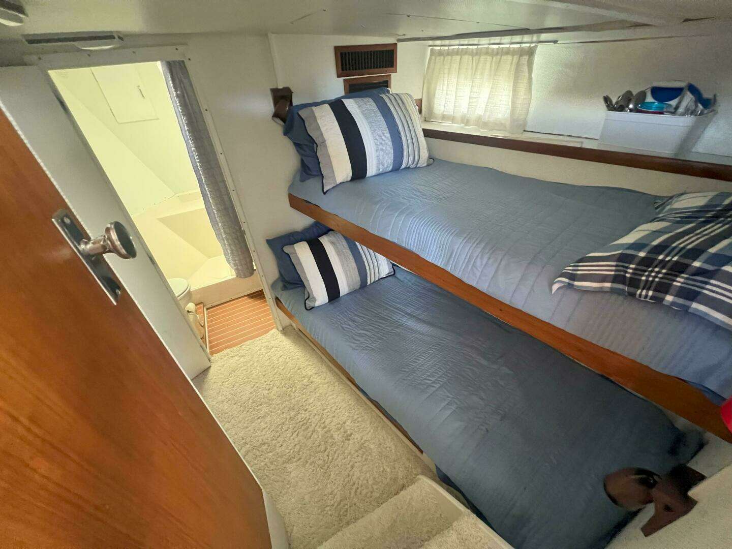 1978 Chris-Craft 410 Motor Yacht - Image 19