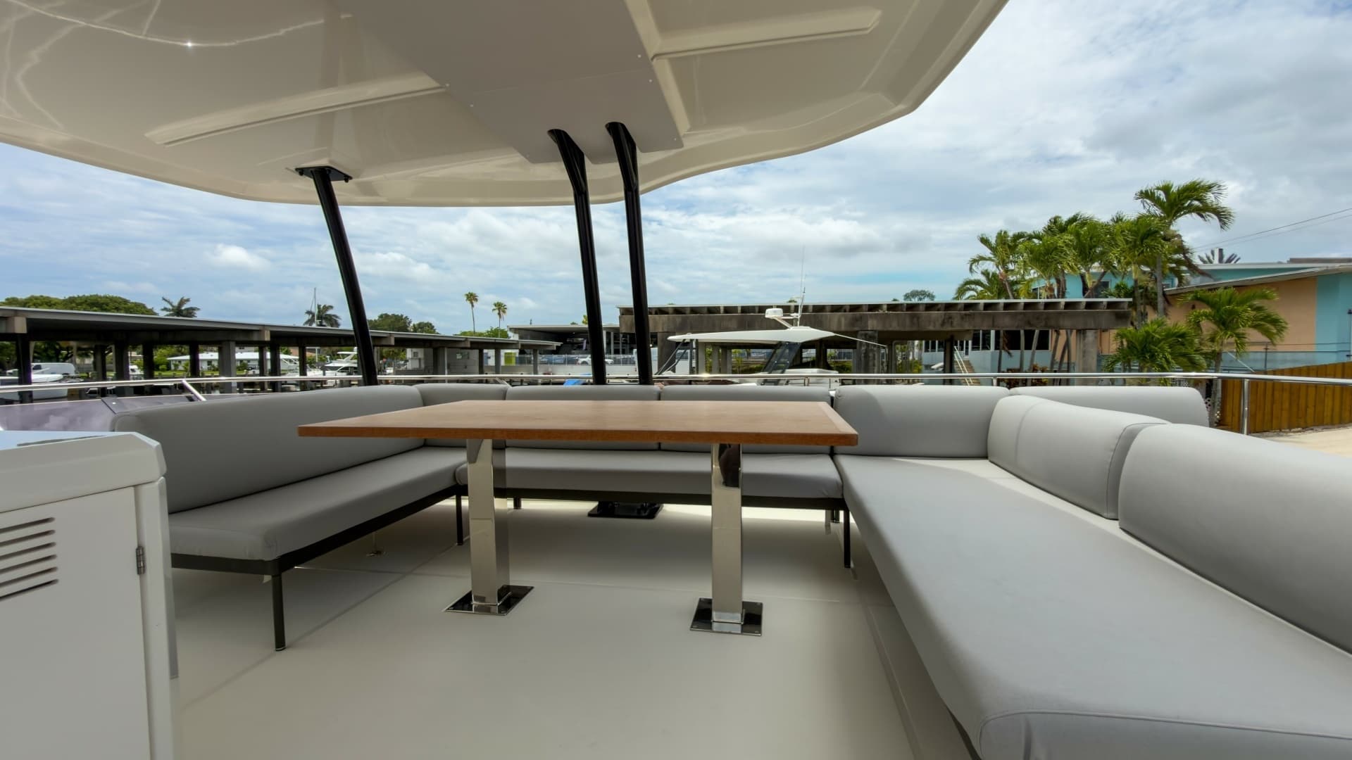 2025 Prestige M48 - Image 30