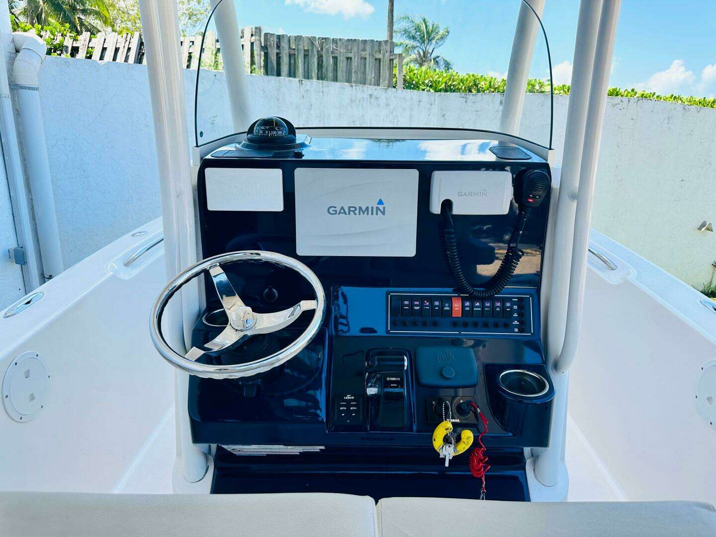 2016 Pursuit C 238 Center Console - Image 45