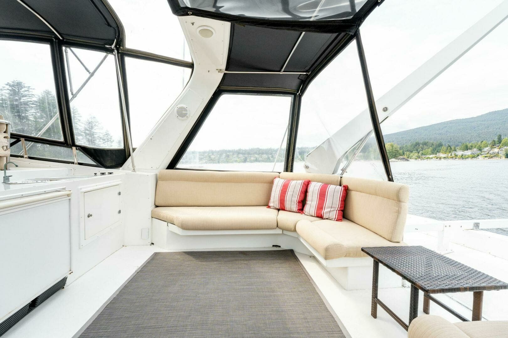 1997 Navigator Sundance 5600 - Image 46