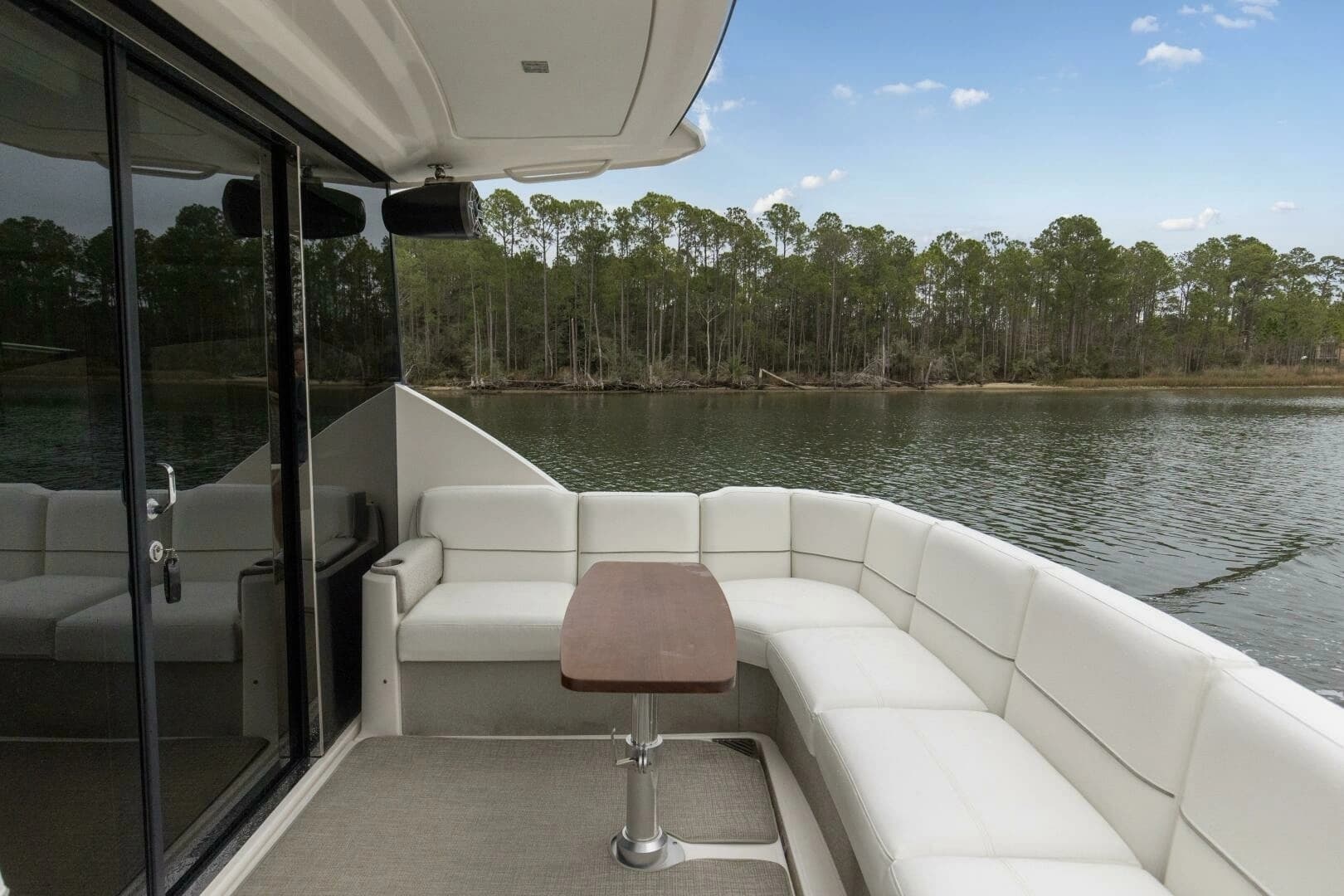 2019 Tiara Yachts C49 Coupe - Image 32