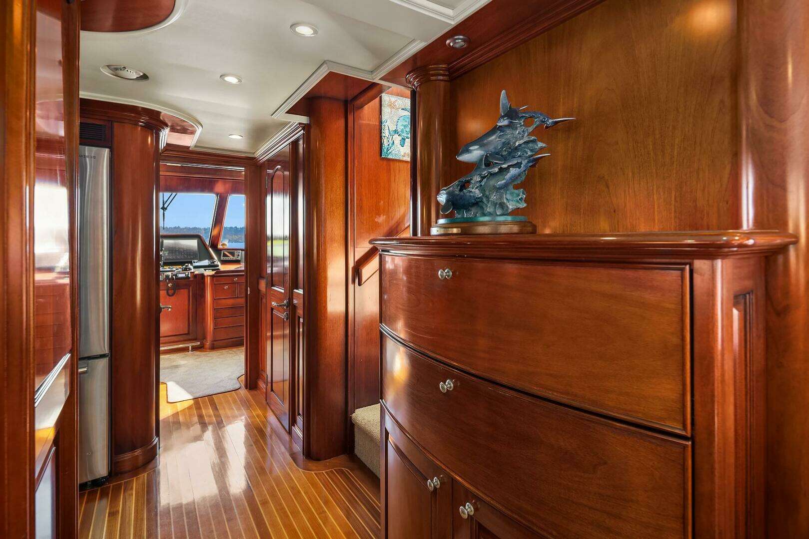 2001 Rayburn Custom Yachts Flush Deck - Image 9