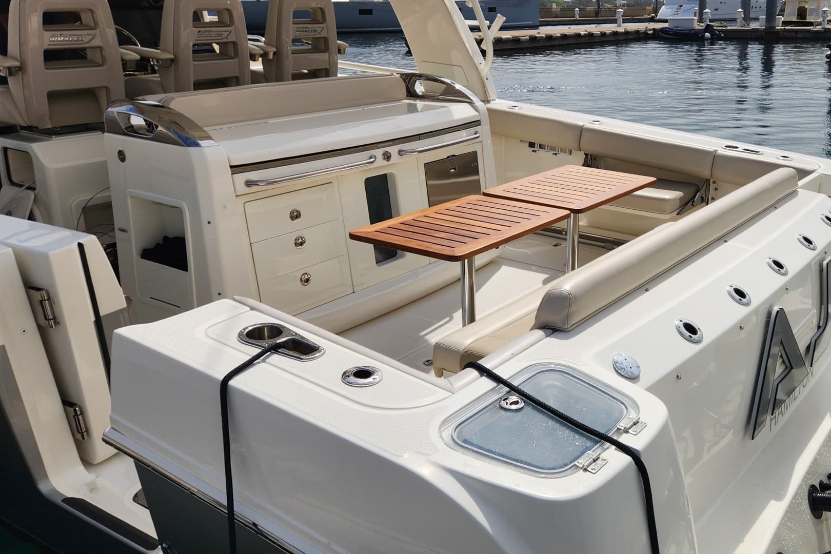 2020 Boston Whaler Outrage - Image 9