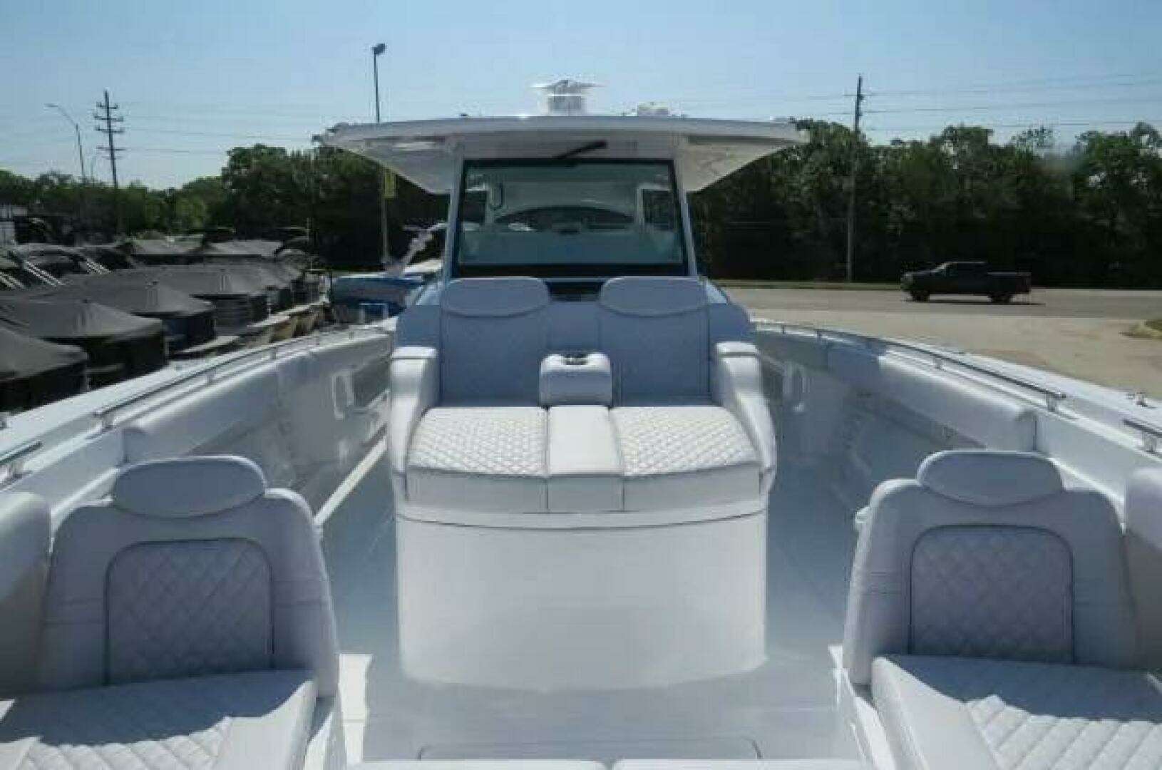 2024 HCB 53 Suenos - Image 21