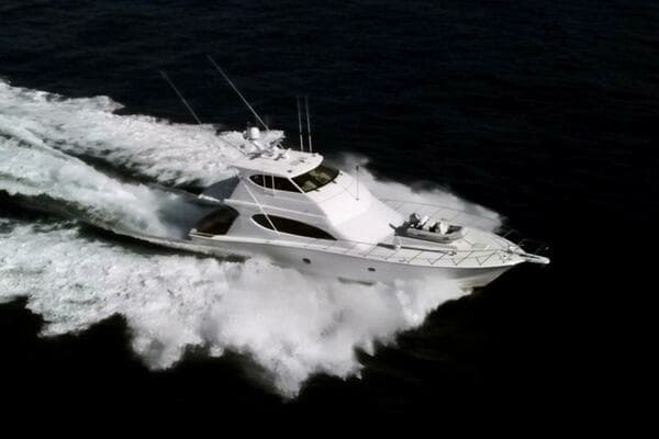 2006 Hatteras 68 Convertible - Image 1