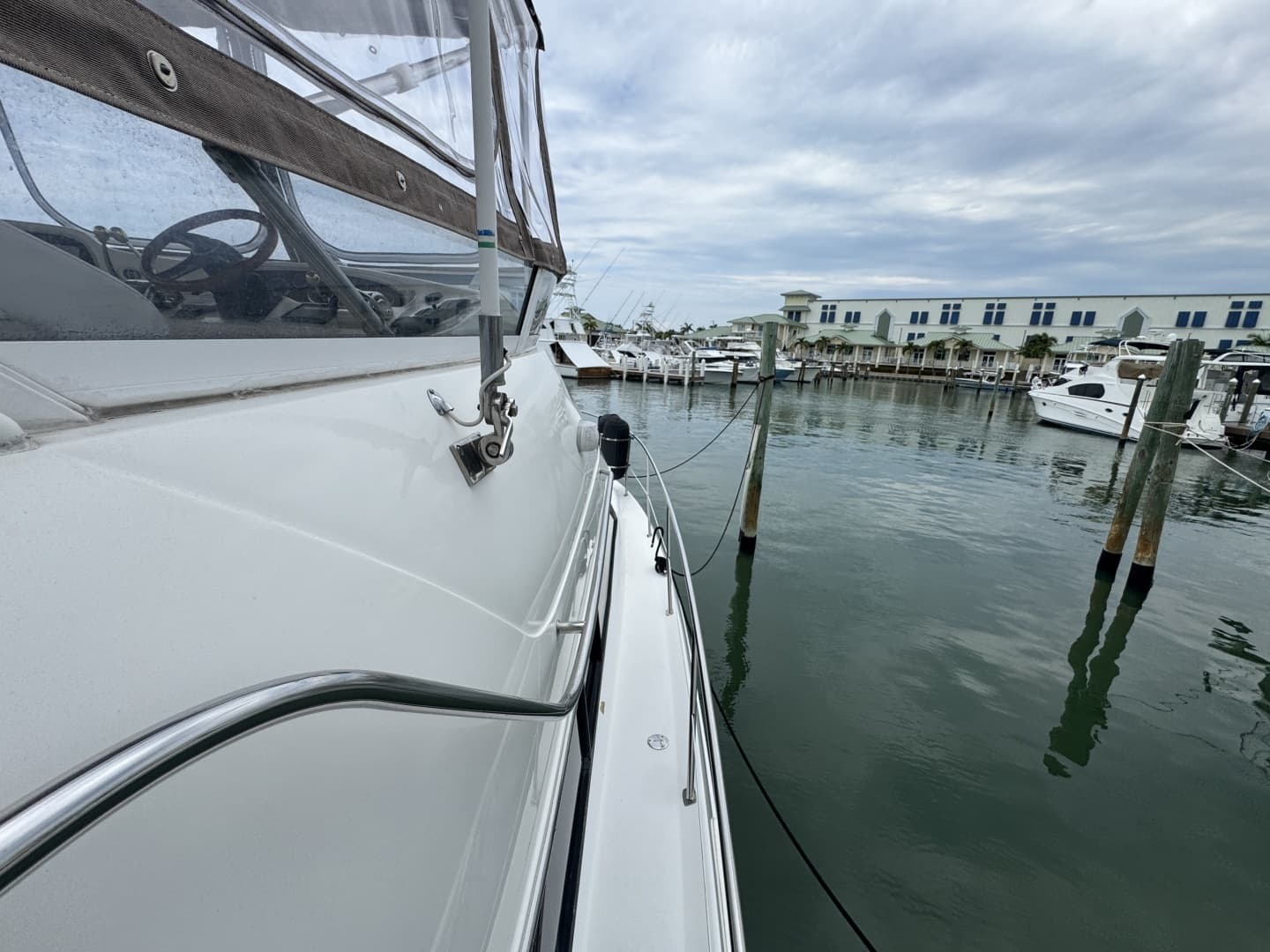 2001 Sea Ray 380 Aft Cabin - Image 82